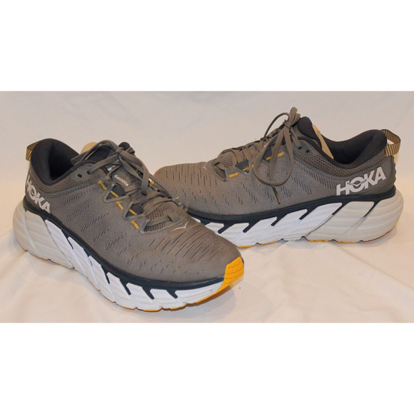 Athletic_Shoes